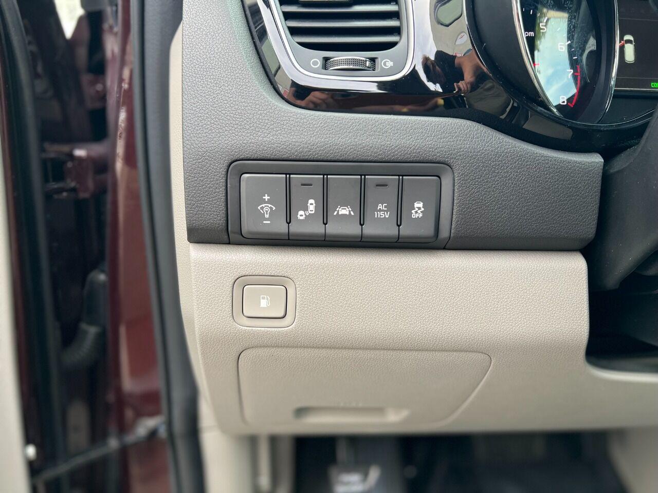 2018 Kia Sedona SX 4dr Mini Van